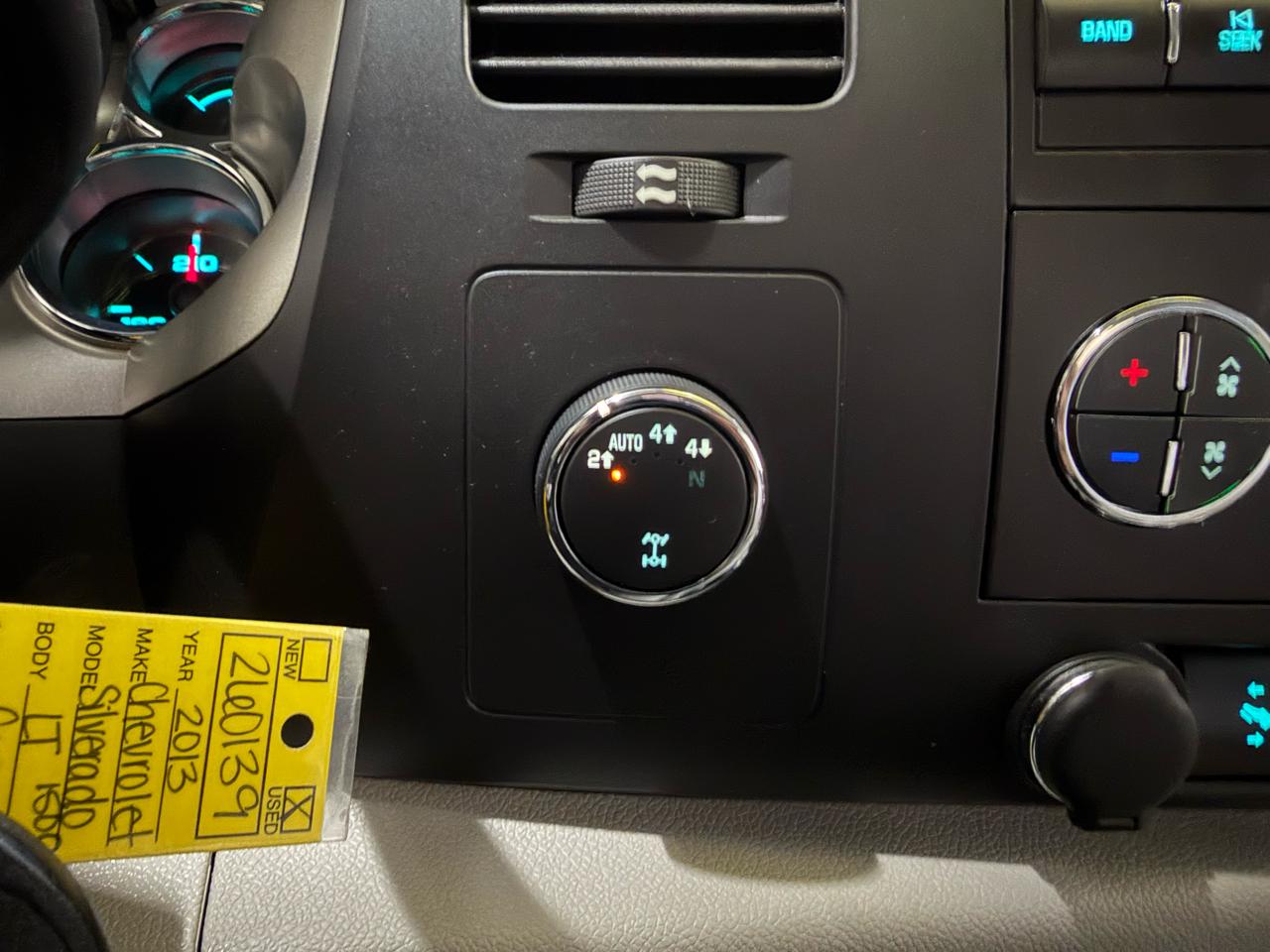 Chevrolet Silverado 1500 4WD Crew Cab 143.5" LT 2013