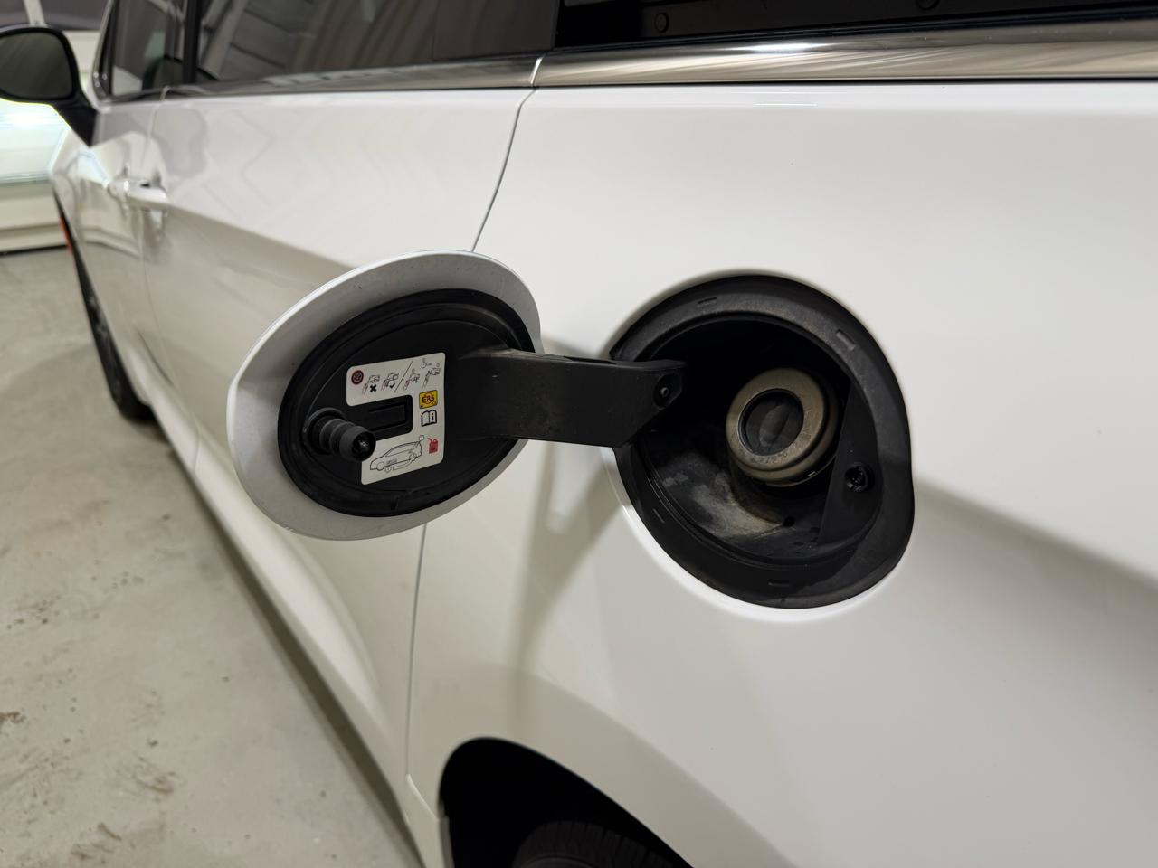 Chrysler Pacifica Touring FWD 2023