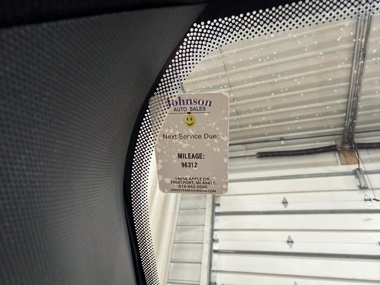 Chrysler Pacifica Touring FWD 2023