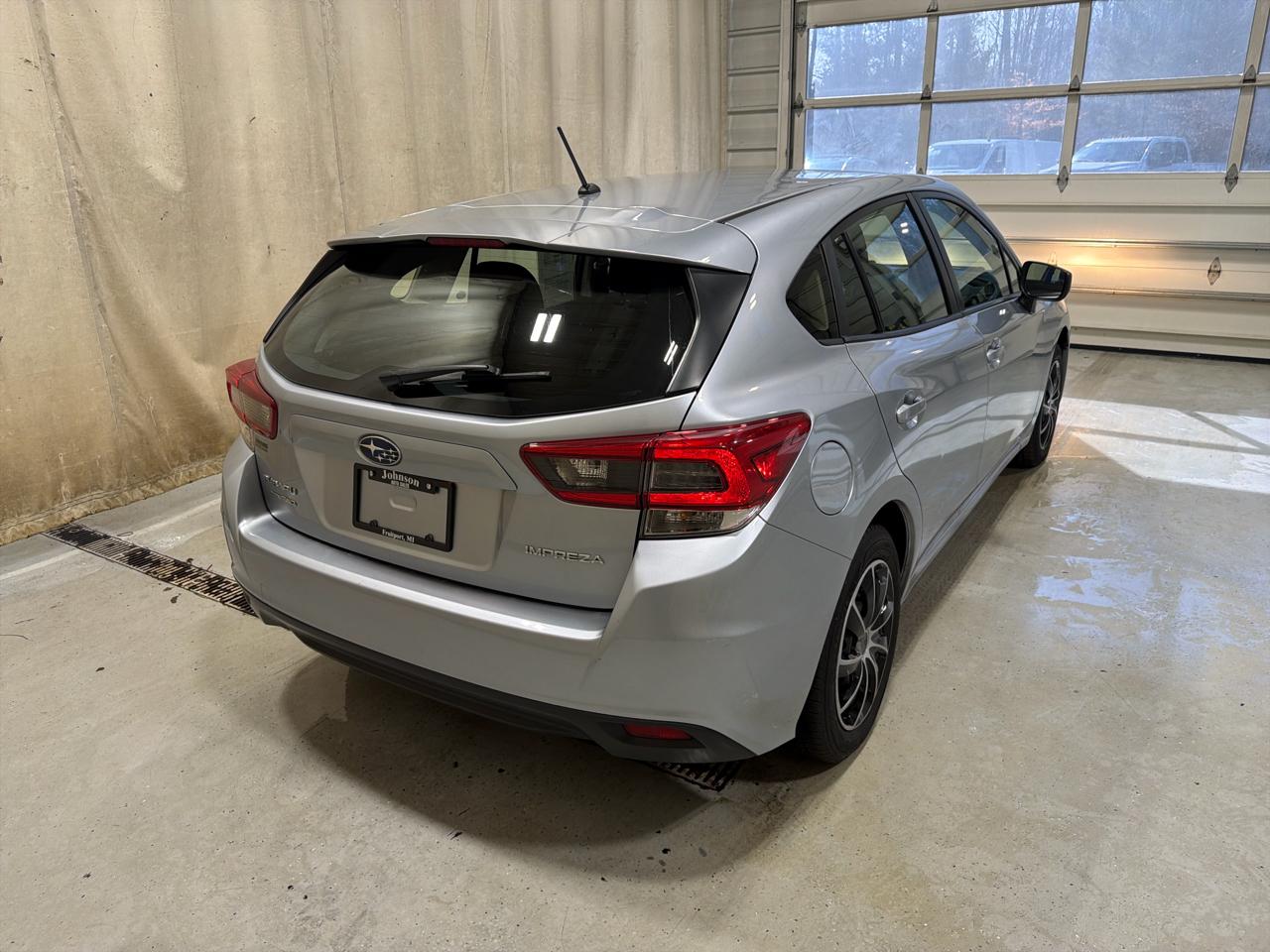 Subaru Impreza 5-door CVT 2022