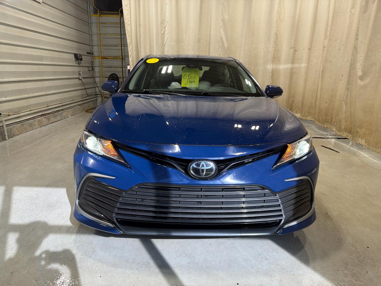 Toyota Camry LE Auto (Natl) 2023