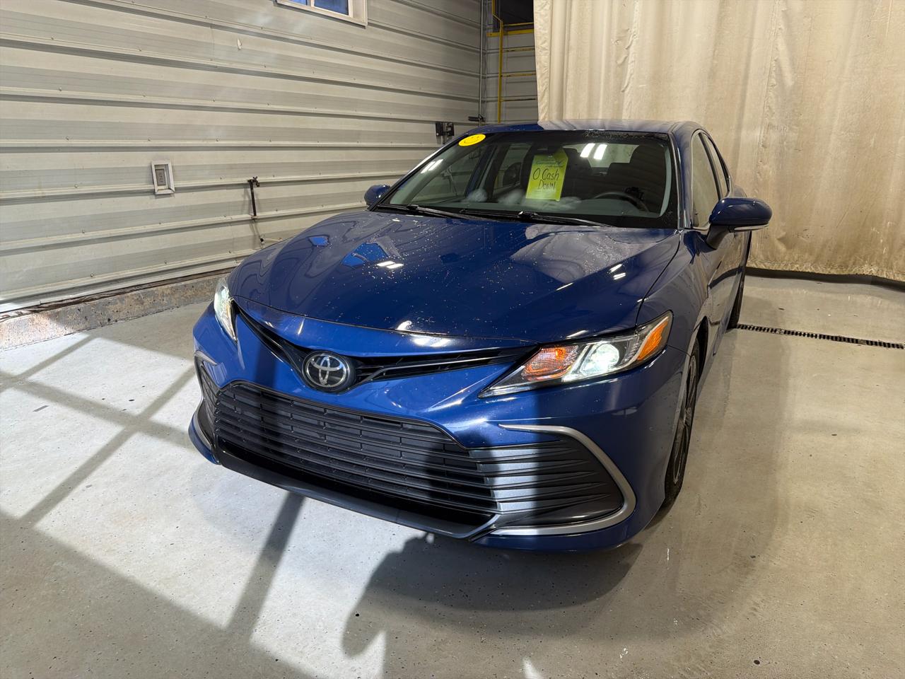 Toyota Camry LE Auto (Natl) 2023