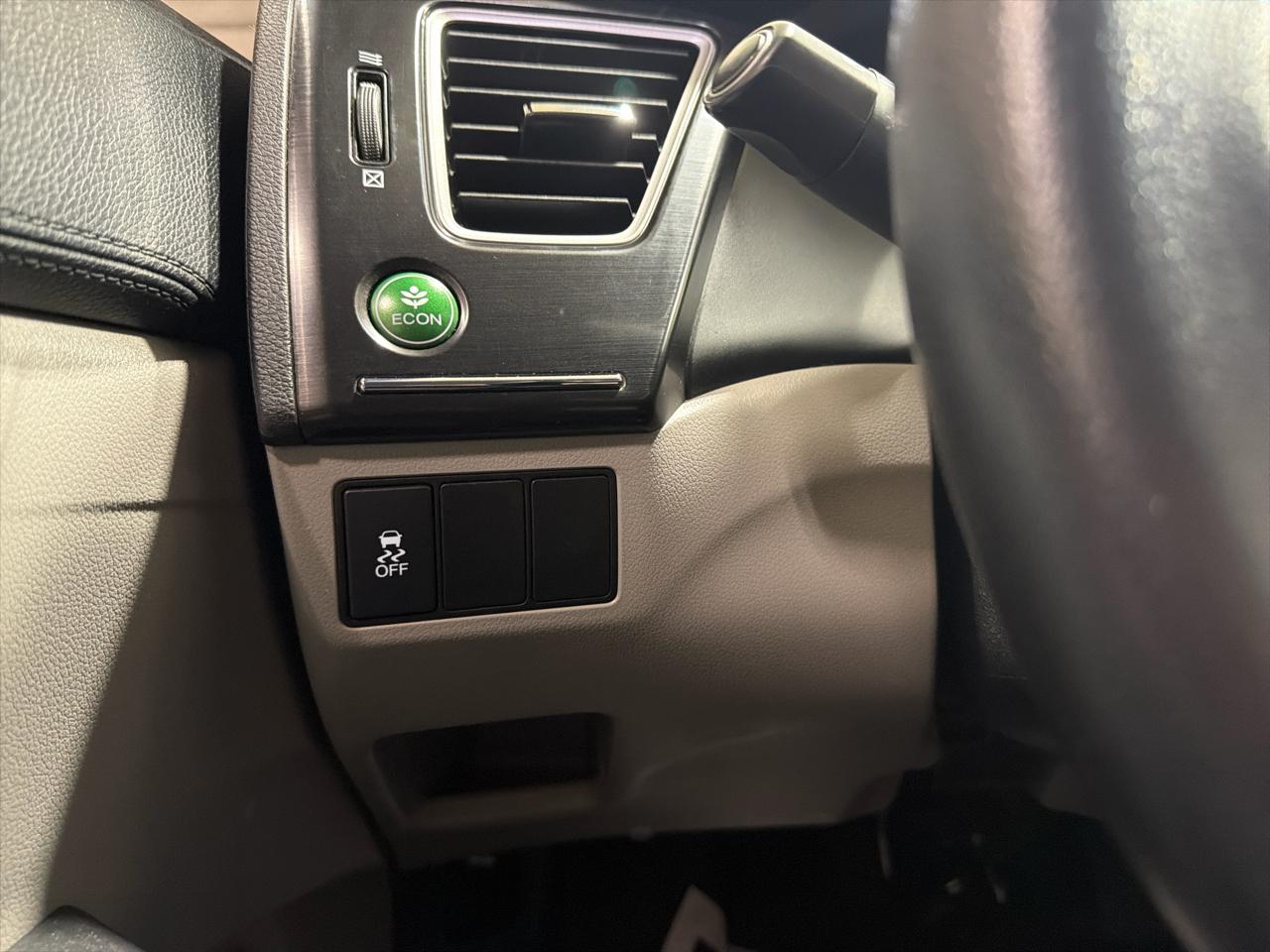 Honda Civic Sedan 4dr CVT EX 2015