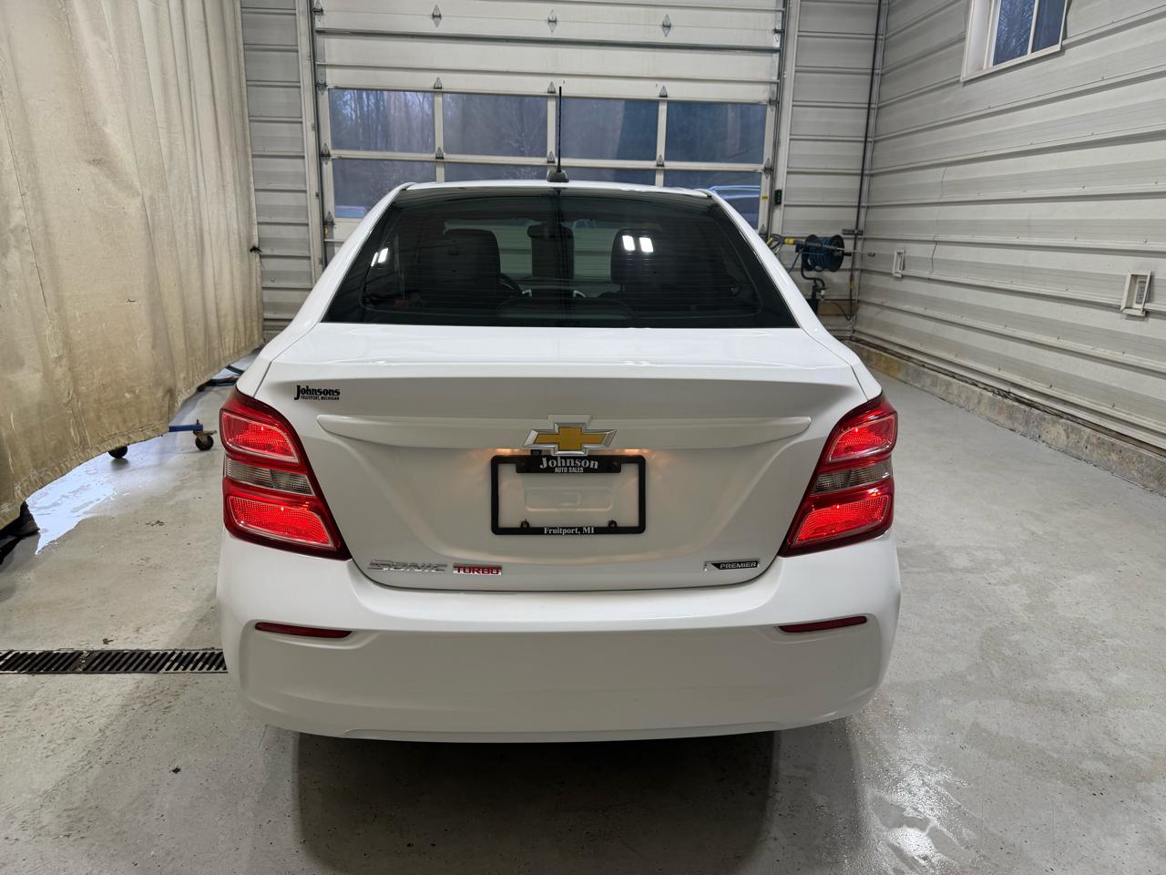 Chevrolet Sonic 4dr Sdn Auto Premier 2018