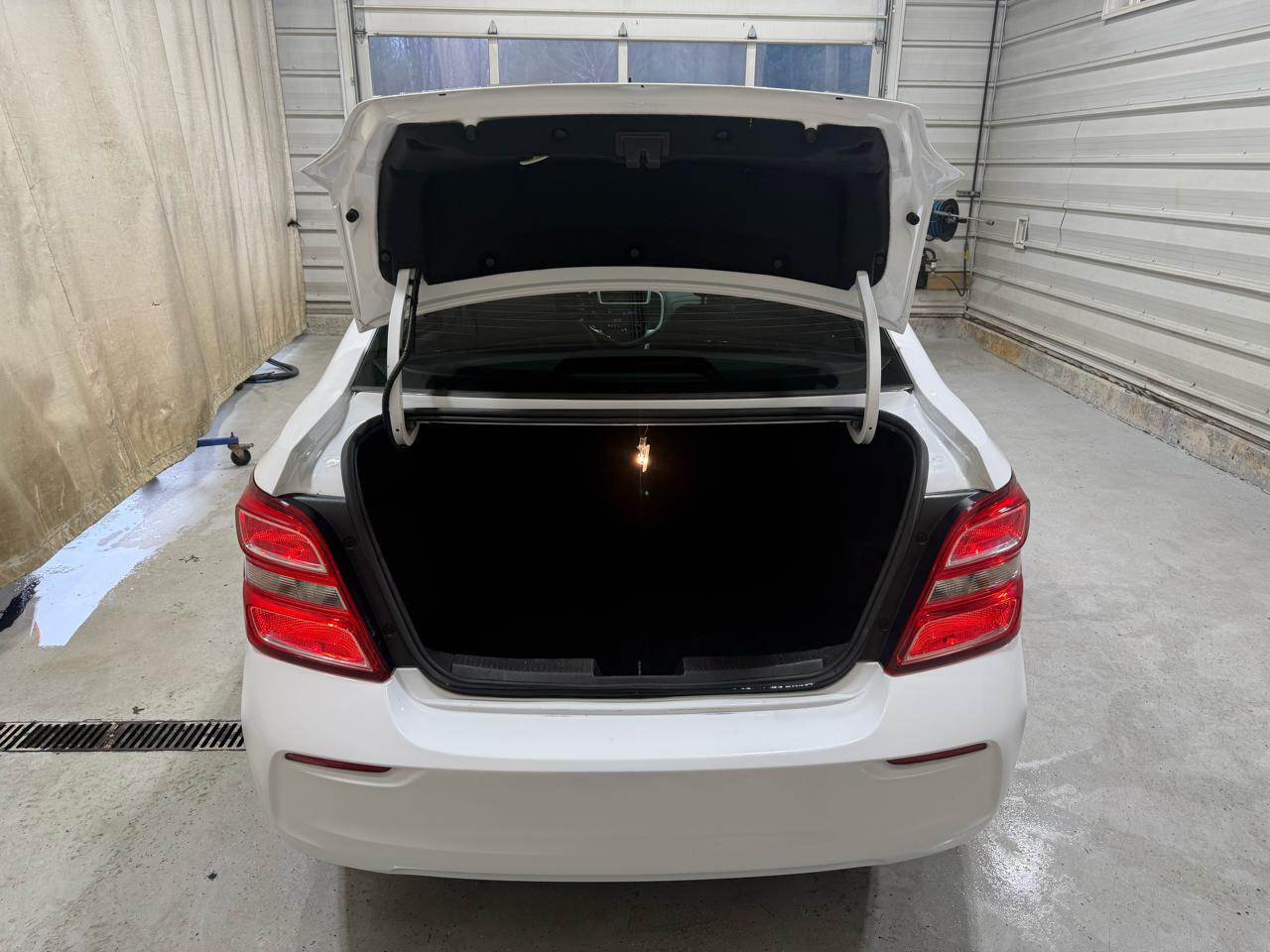 Chevrolet Sonic 4dr Sdn Auto Premier 2018