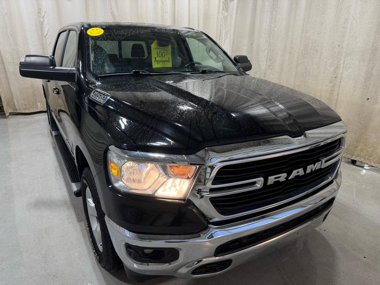 RAM 1500 Lone Star 4x4 Crew Cab 5'7" Box 2020