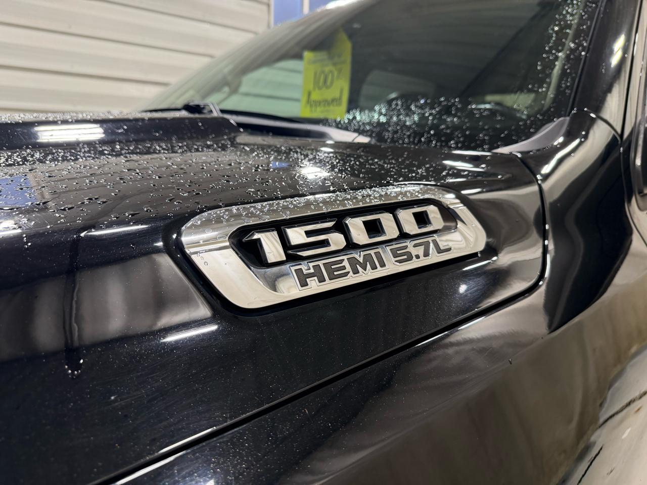 RAM 1500 Lone Star 4x4 Crew Cab 5'7" Box 2020