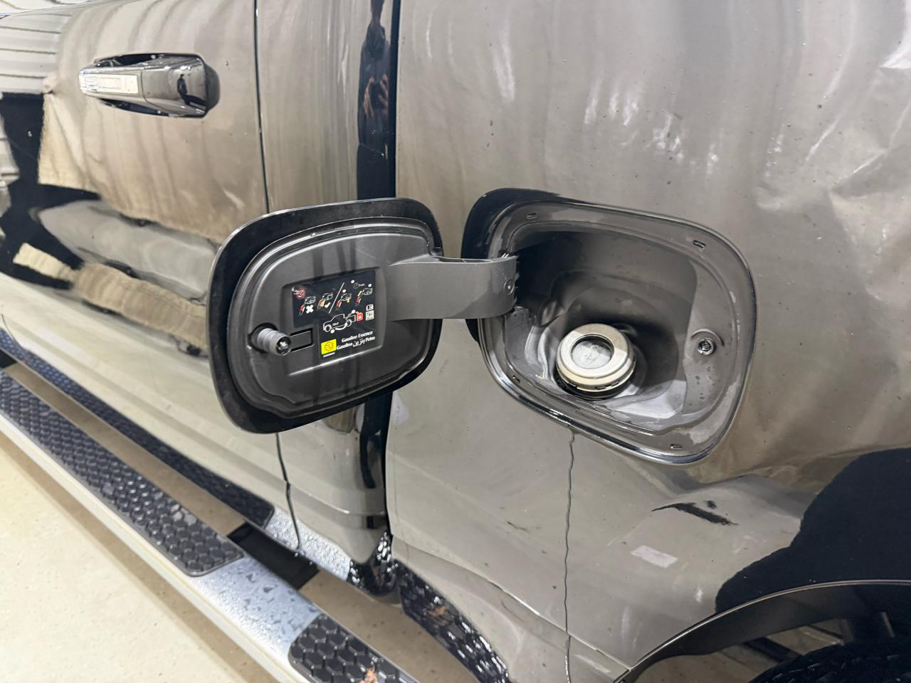 RAM 1500 Lone Star 4x4 Crew Cab 5'7" Box 2020