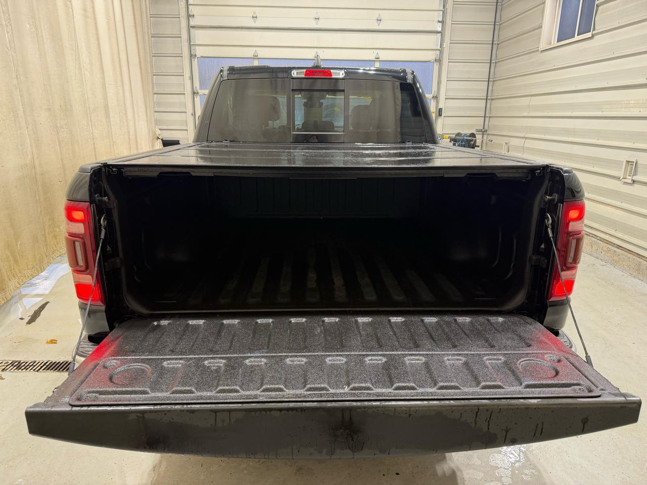 RAM 1500 Lone Star 4x4 Crew Cab 5'7" Box 2020