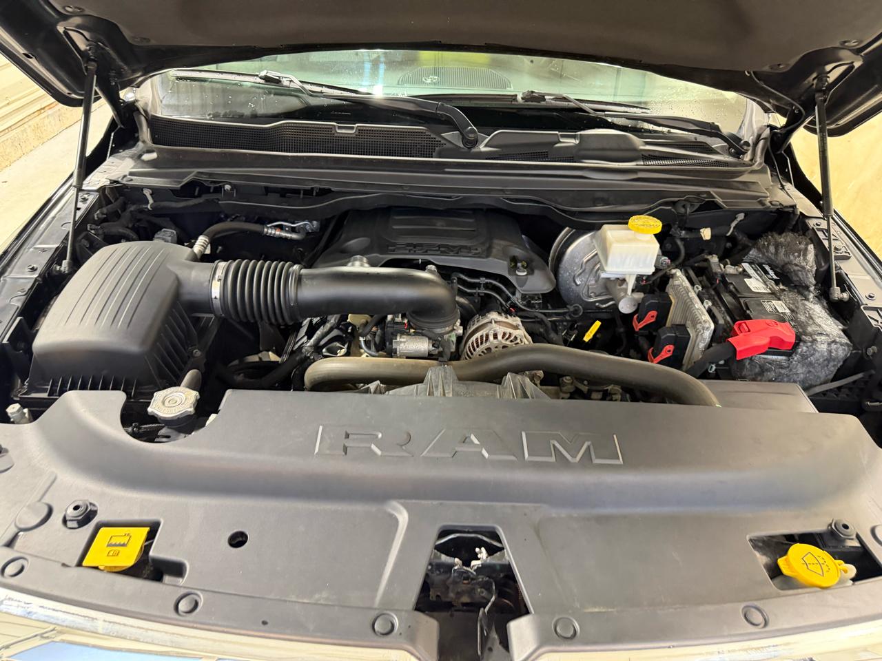 RAM 1500 Lone Star 4x4 Crew Cab 5'7" Box 2020