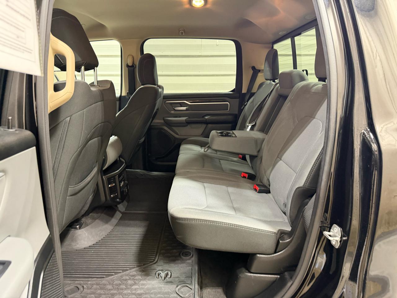 RAM 1500 Lone Star 4x4 Crew Cab 5'7" Box 2020