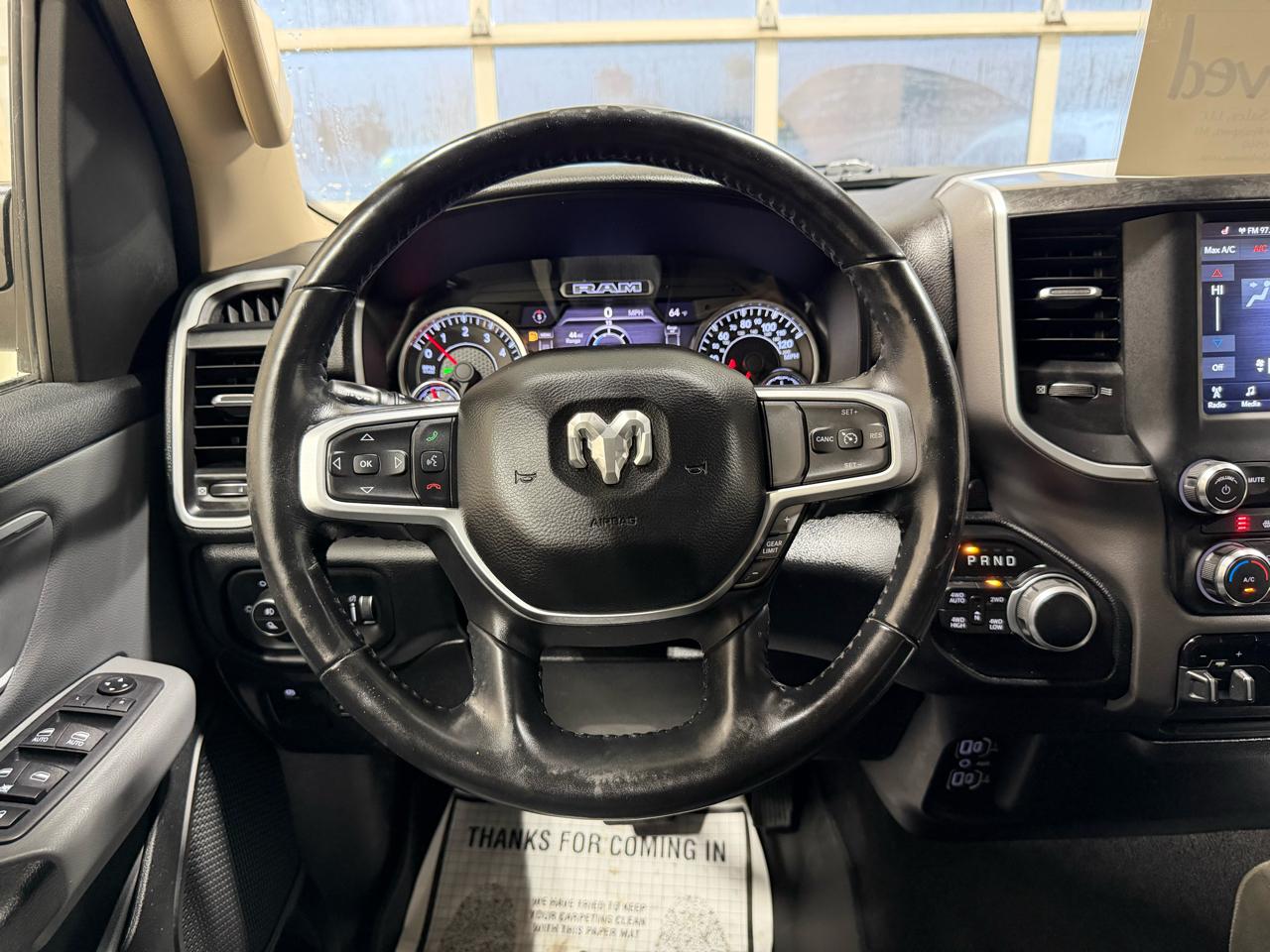 RAM 1500 Lone Star 4x4 Crew Cab 5'7" Box 2020