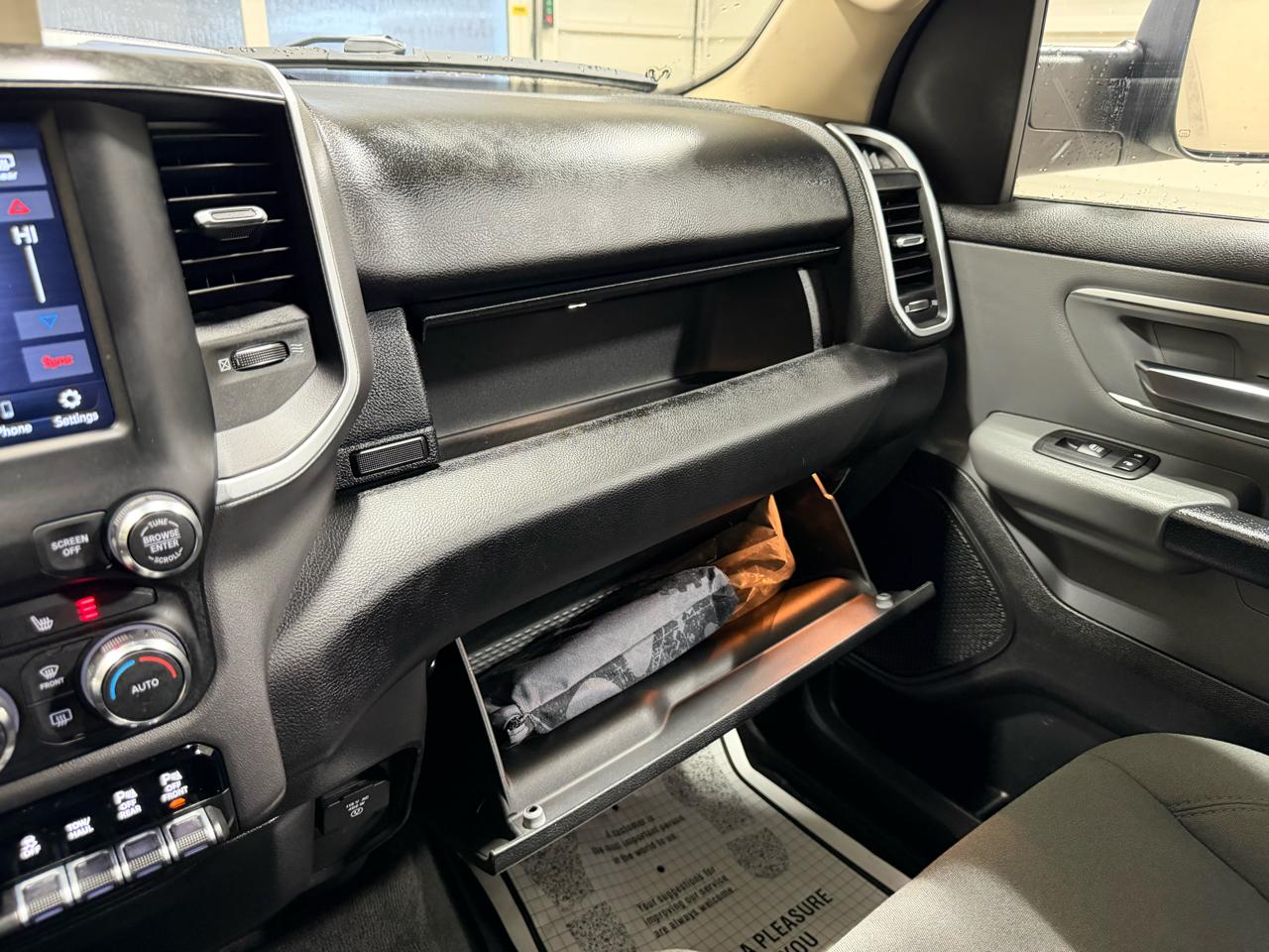 RAM 1500 Lone Star 4x4 Crew Cab 5'7" Box 2020