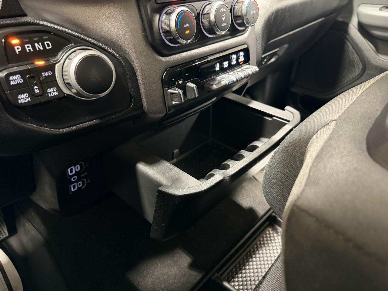 RAM 1500 Lone Star 4x4 Crew Cab 5'7" Box 2020