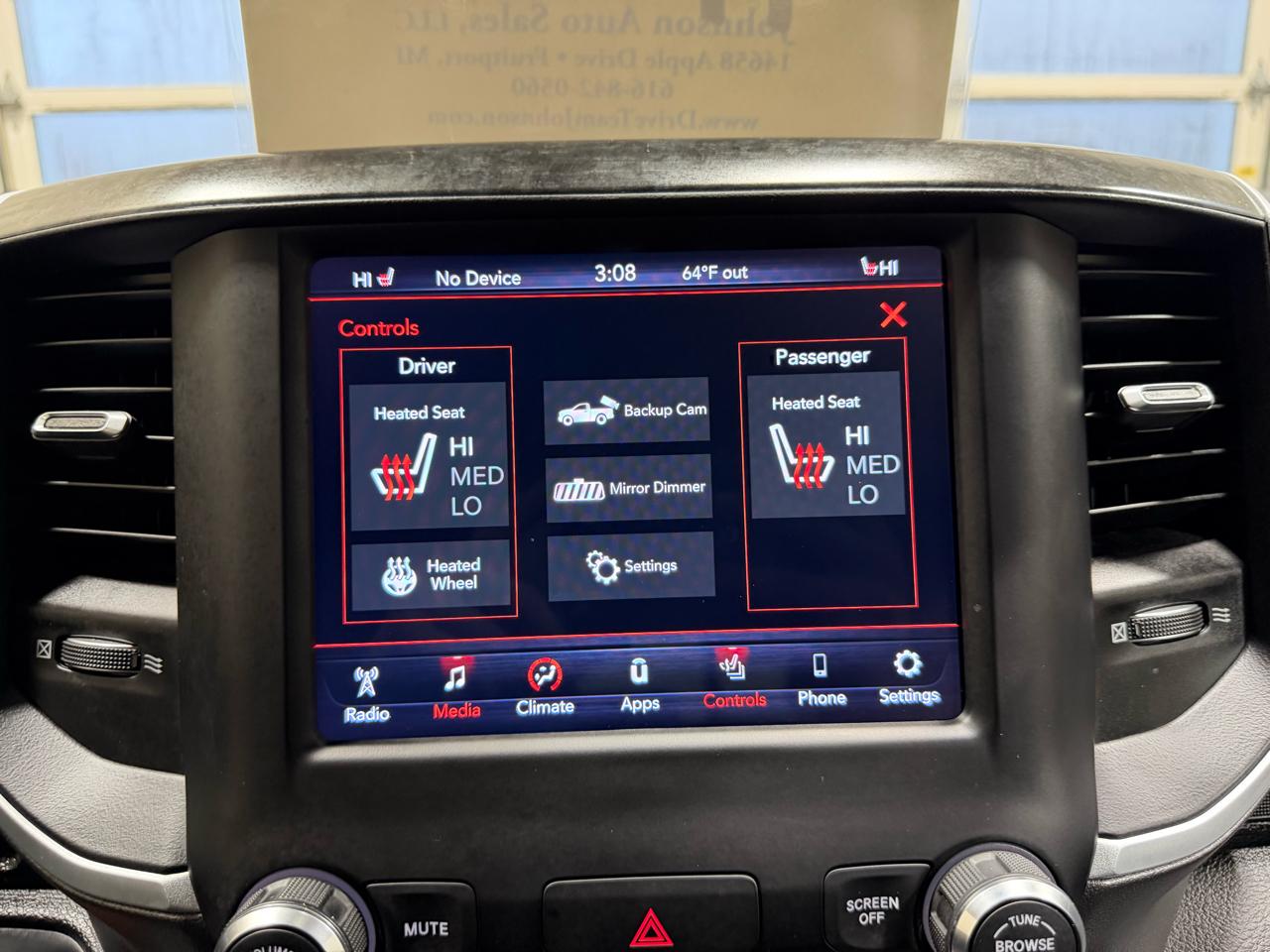 RAM 1500 Lone Star 4x4 Crew Cab 5'7" Box 2020