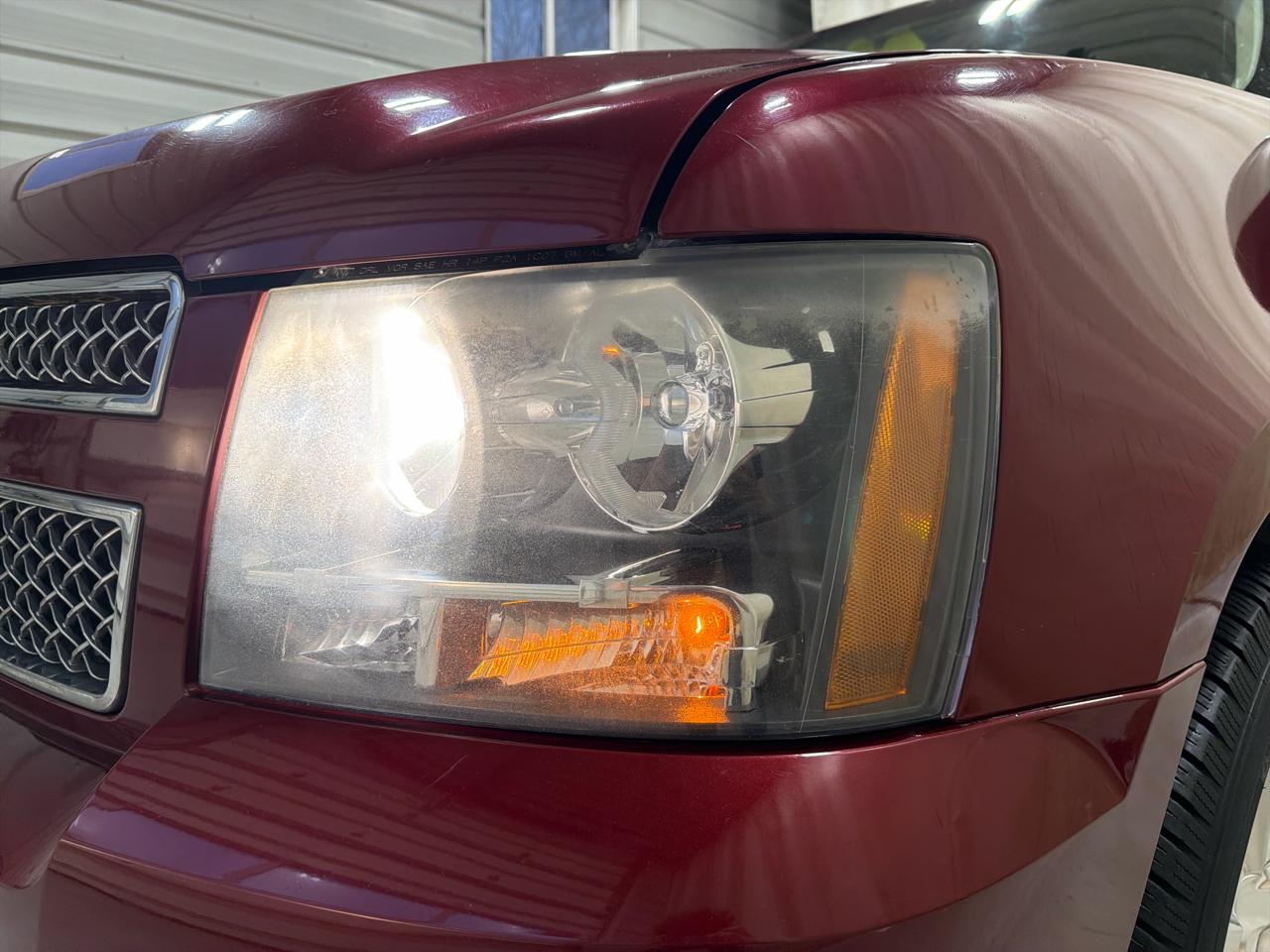 Chevrolet Suburban 4WD 4dr 1500 LTZ 2011