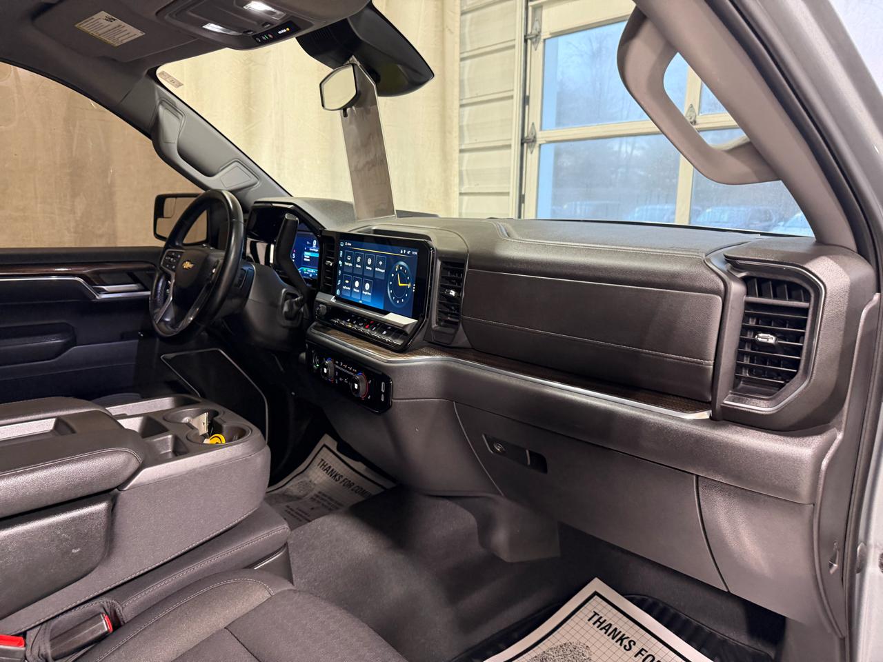 Chevrolet Silverado 1500 4WD Crew Cab 147" LT w/2FL 2023