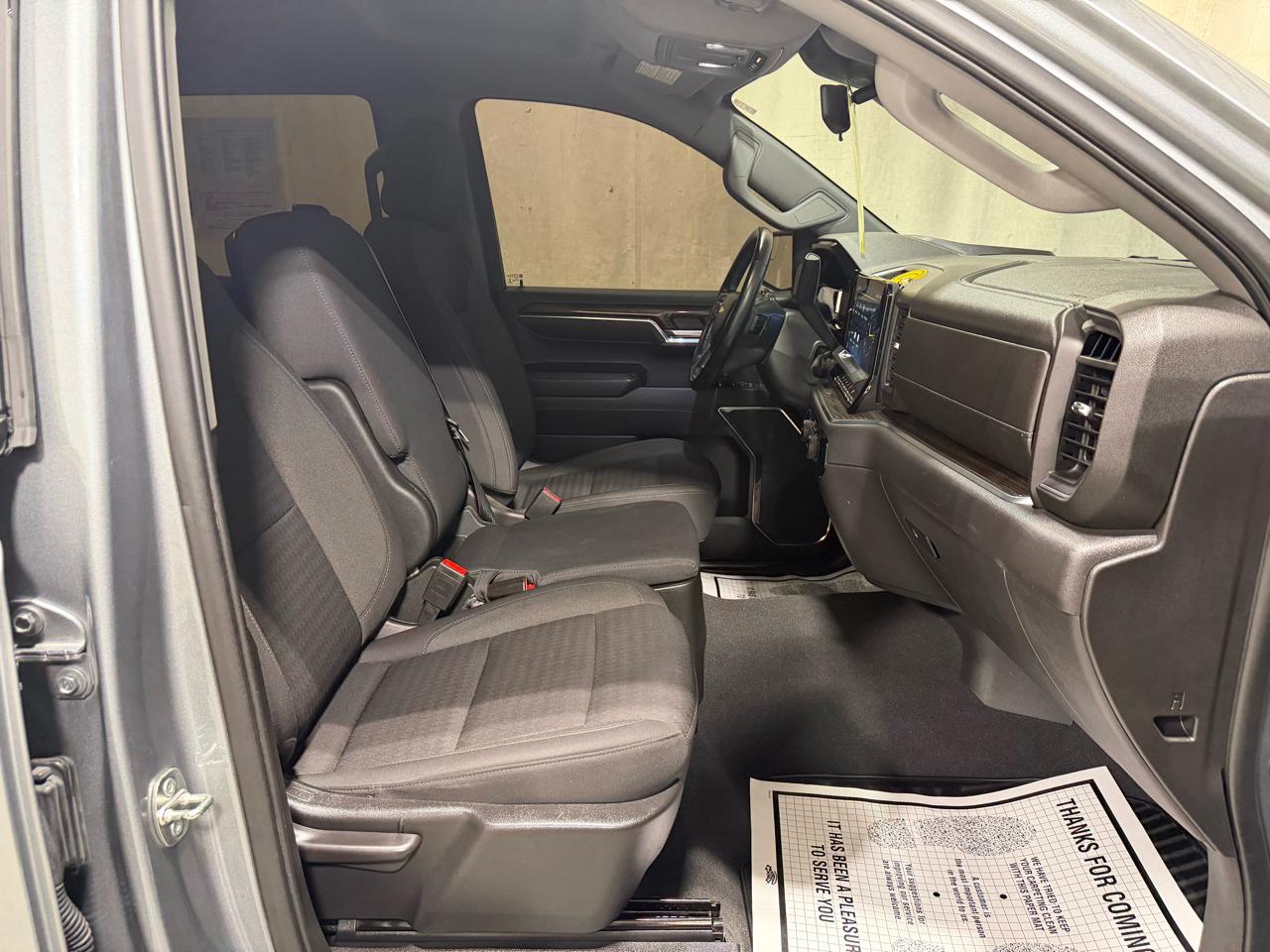 Chevrolet Silverado 1500 4WD Crew Cab 147" LT w/2FL 2023