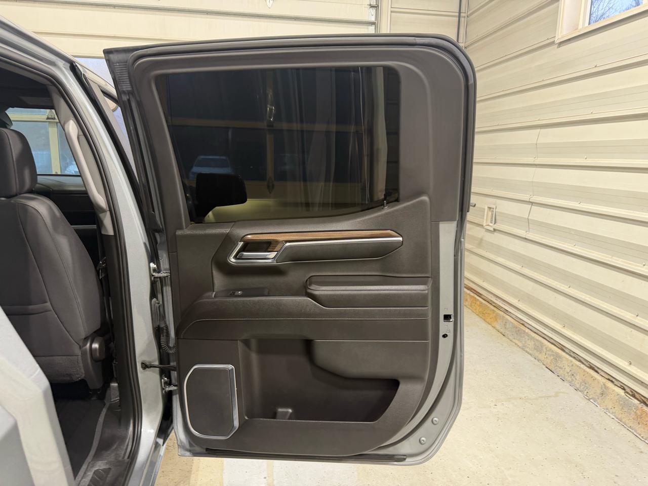 Chevrolet Silverado 1500 4WD Crew Cab 147" LT w/2FL 2023