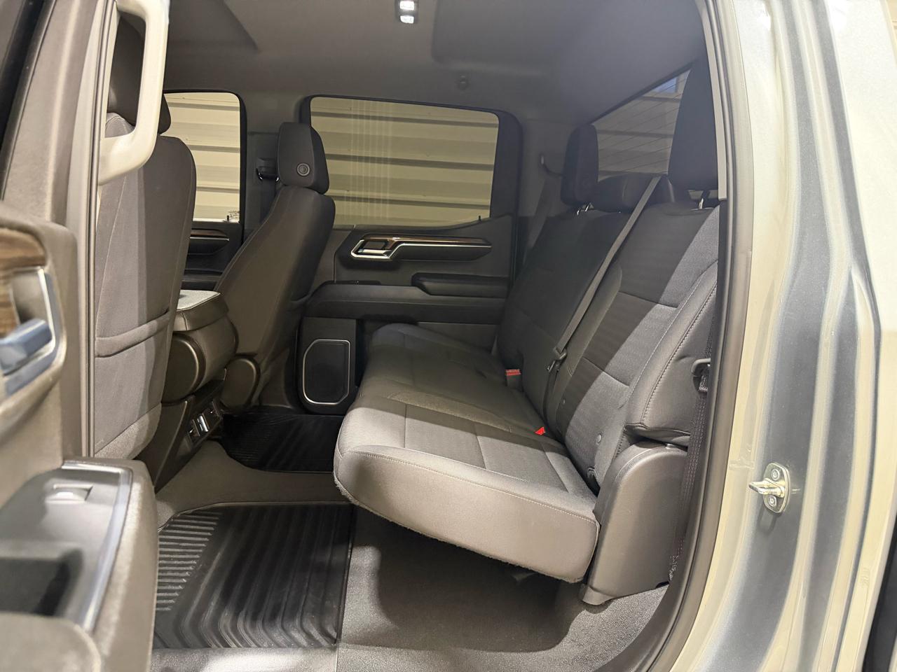 Chevrolet Silverado 1500 4WD Crew Cab 147" LT w/2FL 2023