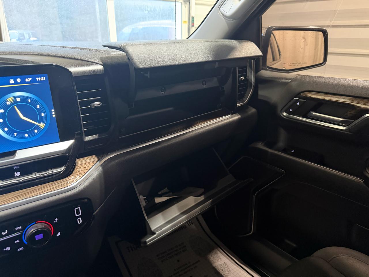 Chevrolet Silverado 1500 4WD Crew Cab 147" LT w/2FL 2023