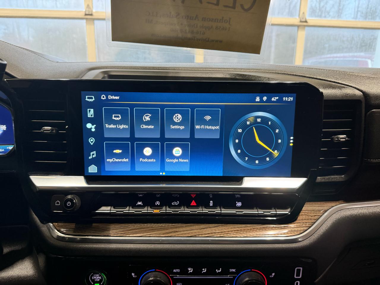 Chevrolet Silverado 1500 4WD Crew Cab 147" LT w/2FL 2023