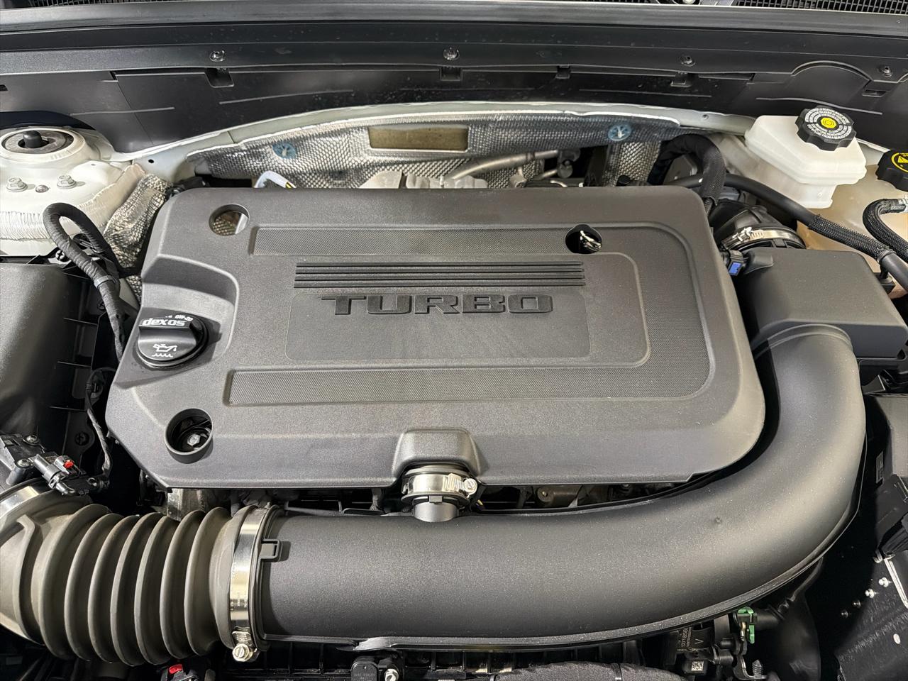 Buick Envision FWD 4dr Essence 2023