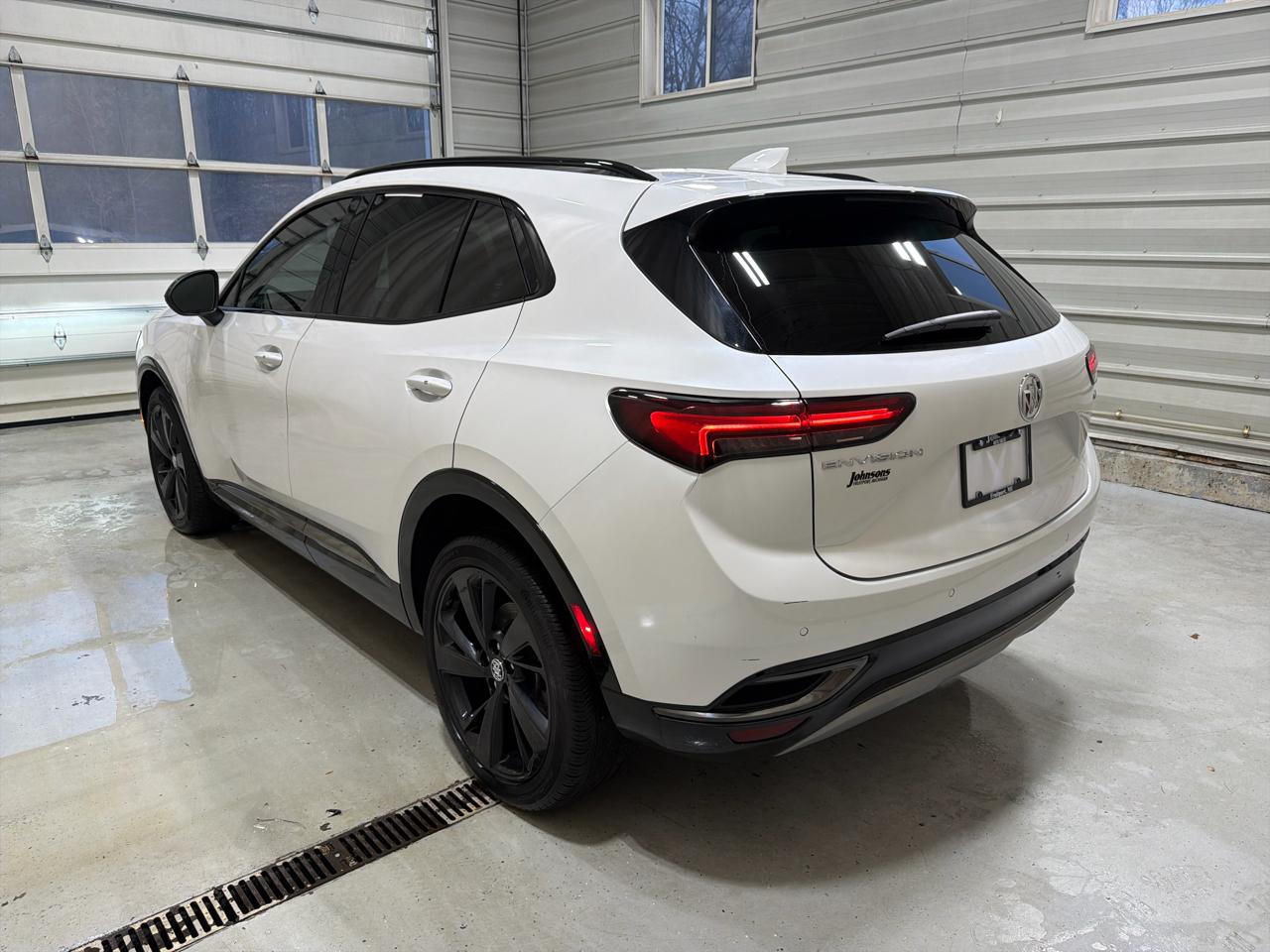 Buick Envision FWD 4dr Essence 2023