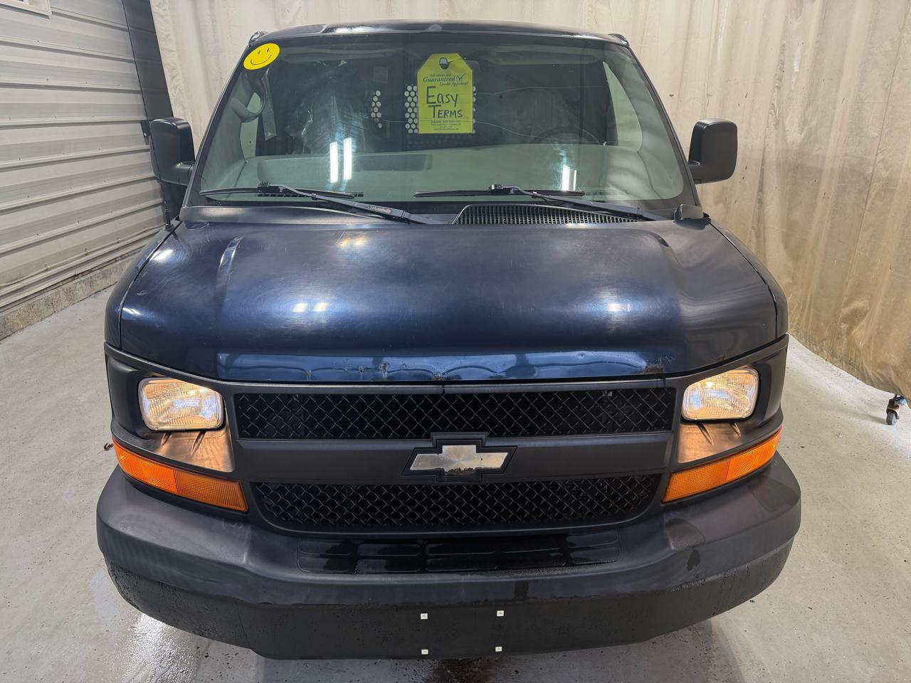 Chevrolet Express Cargo Van RWD 2500 155" 2007