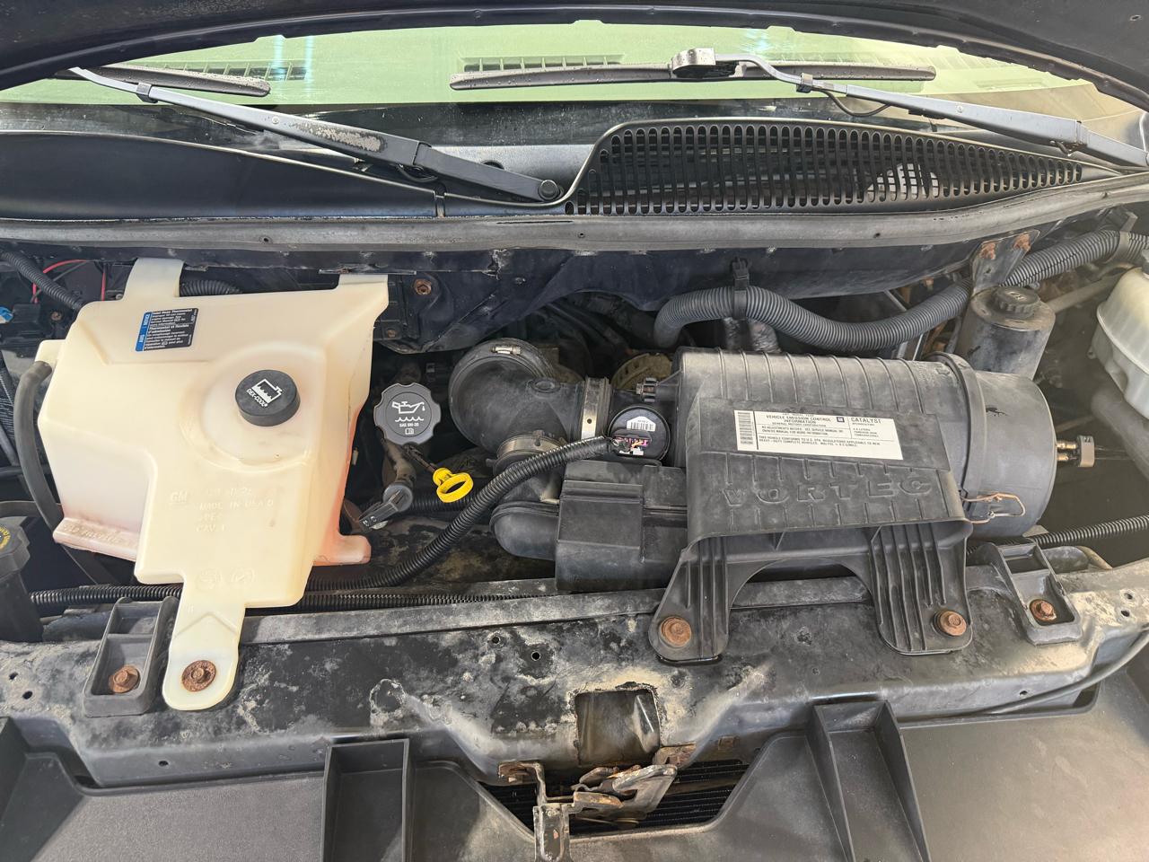 Chevrolet Express Cargo Van RWD 2500 155" 2007