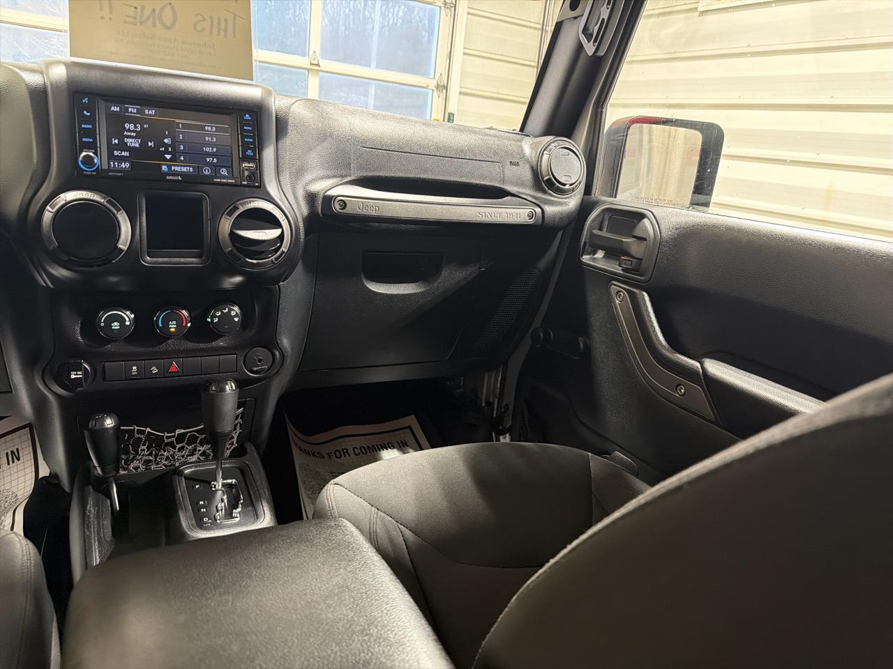 Jeep Wrangler Unlimited Sport 4x4 2017