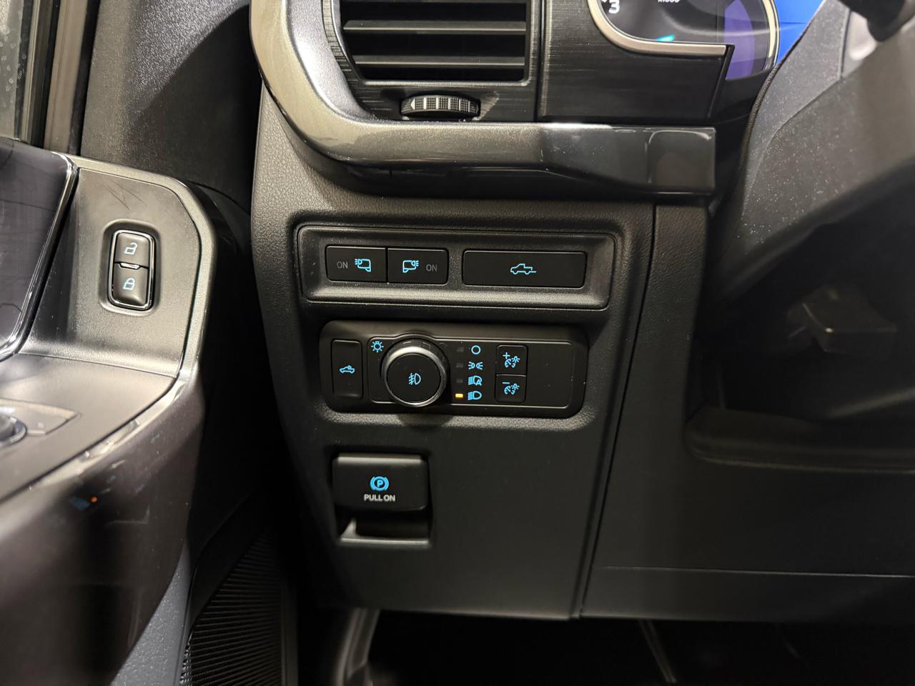 Ford F-150 XLT SuperCrew 5.5-ft. Bed 4WD 2021