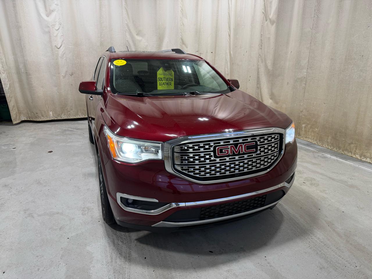 GMC Acadia FWD 4dr Denali 2017