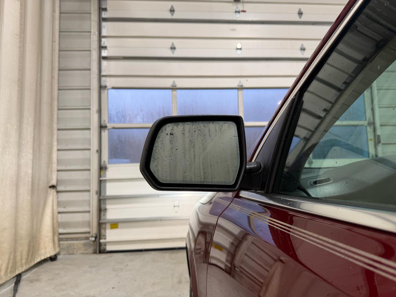 GMC Acadia FWD 4dr Denali 2017