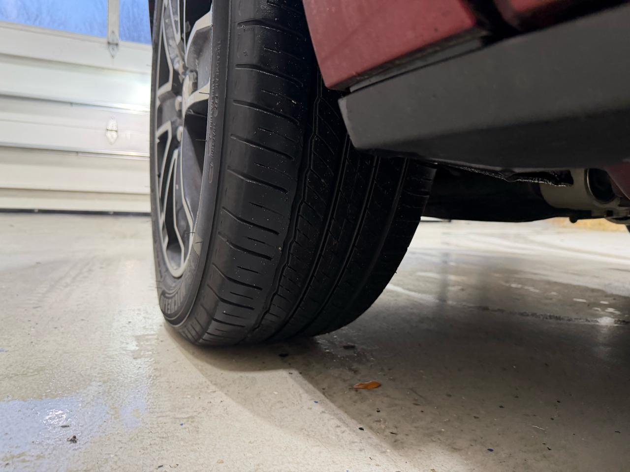 GMC Acadia FWD 4dr Denali 2017