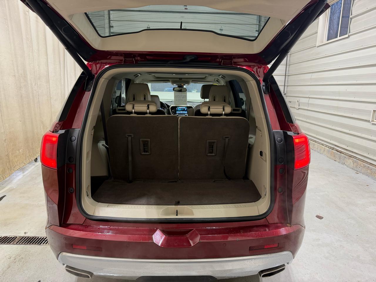 GMC Acadia FWD 4dr Denali 2017