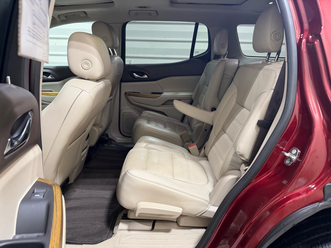 GMC Acadia FWD 4dr Denali 2017