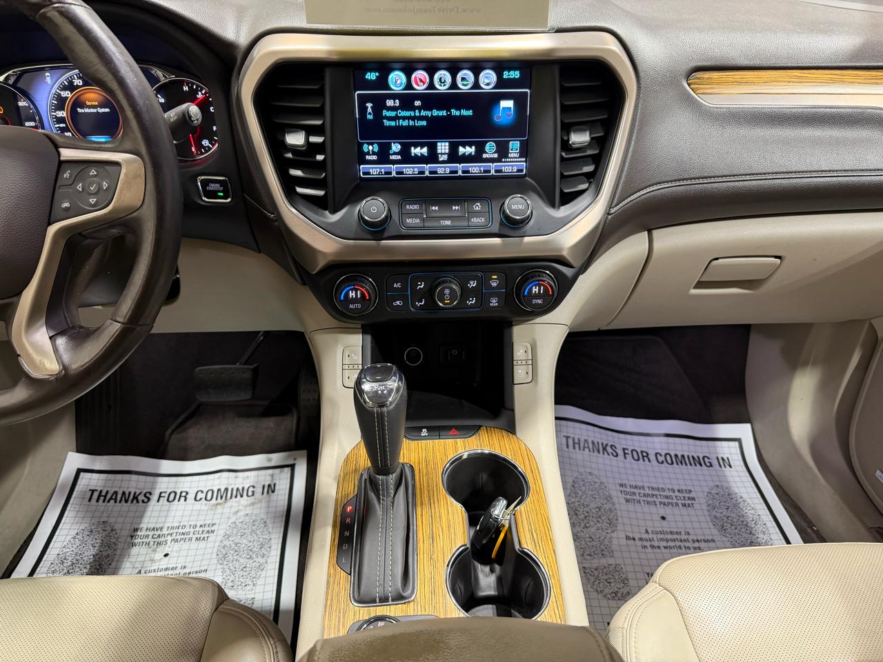 GMC Acadia FWD 4dr Denali 2017