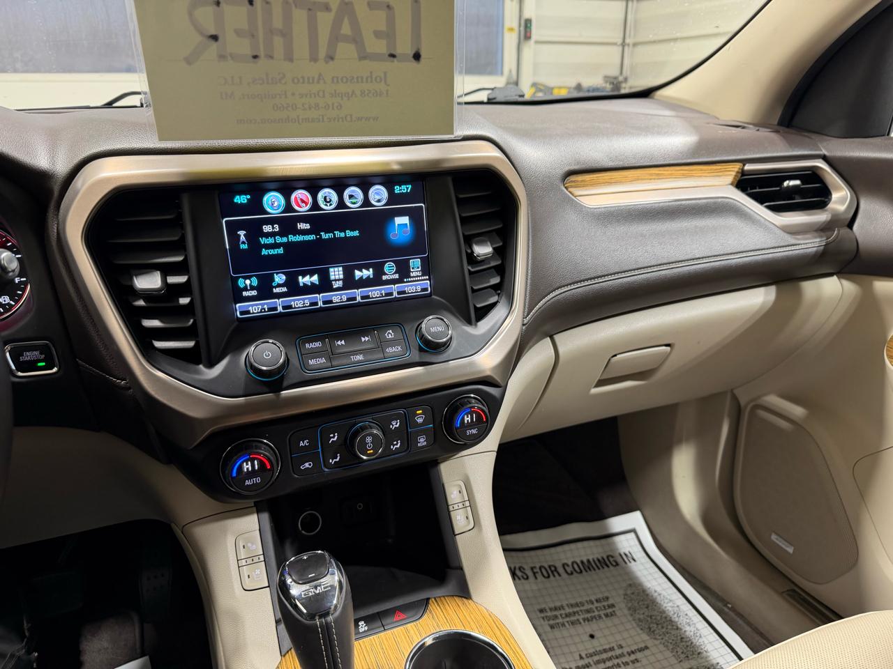 GMC Acadia FWD 4dr Denali 2017