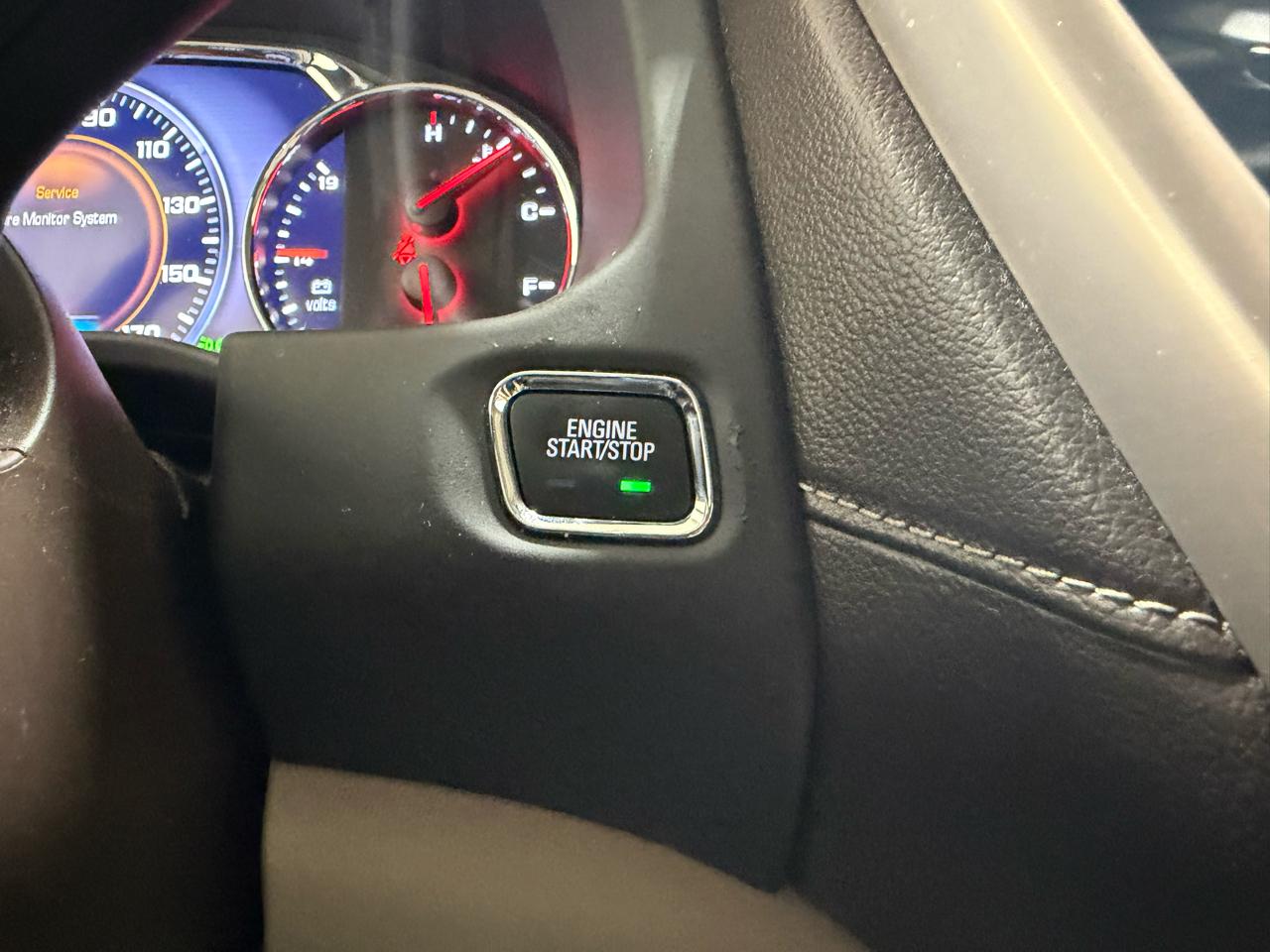 GMC Acadia FWD 4dr Denali 2017