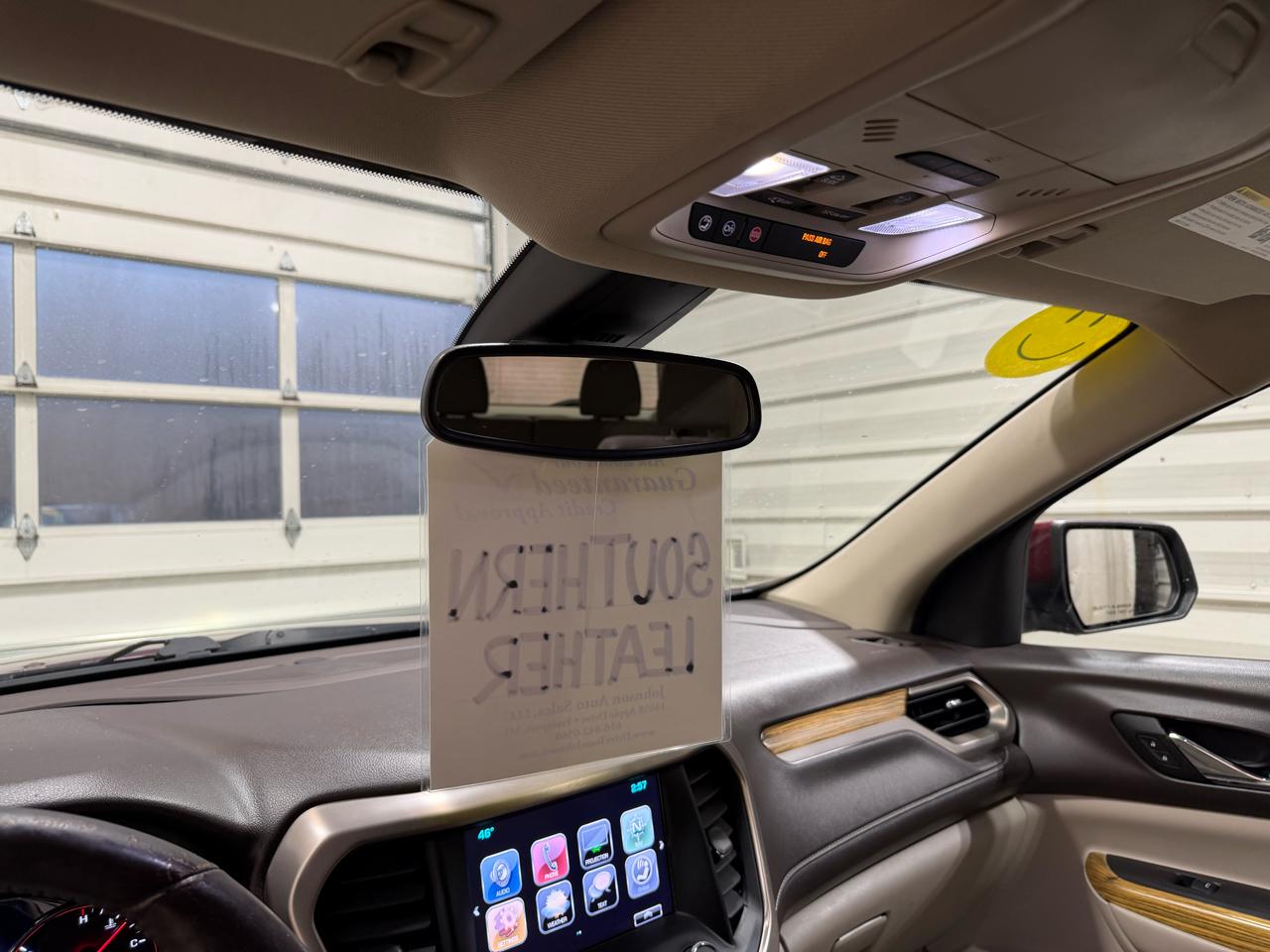 GMC Acadia FWD 4dr Denali 2017