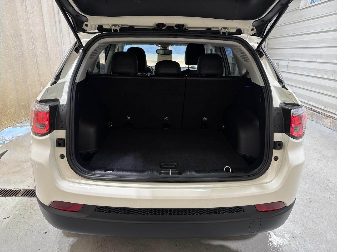 Jeep Compass Latitude FWD 2020