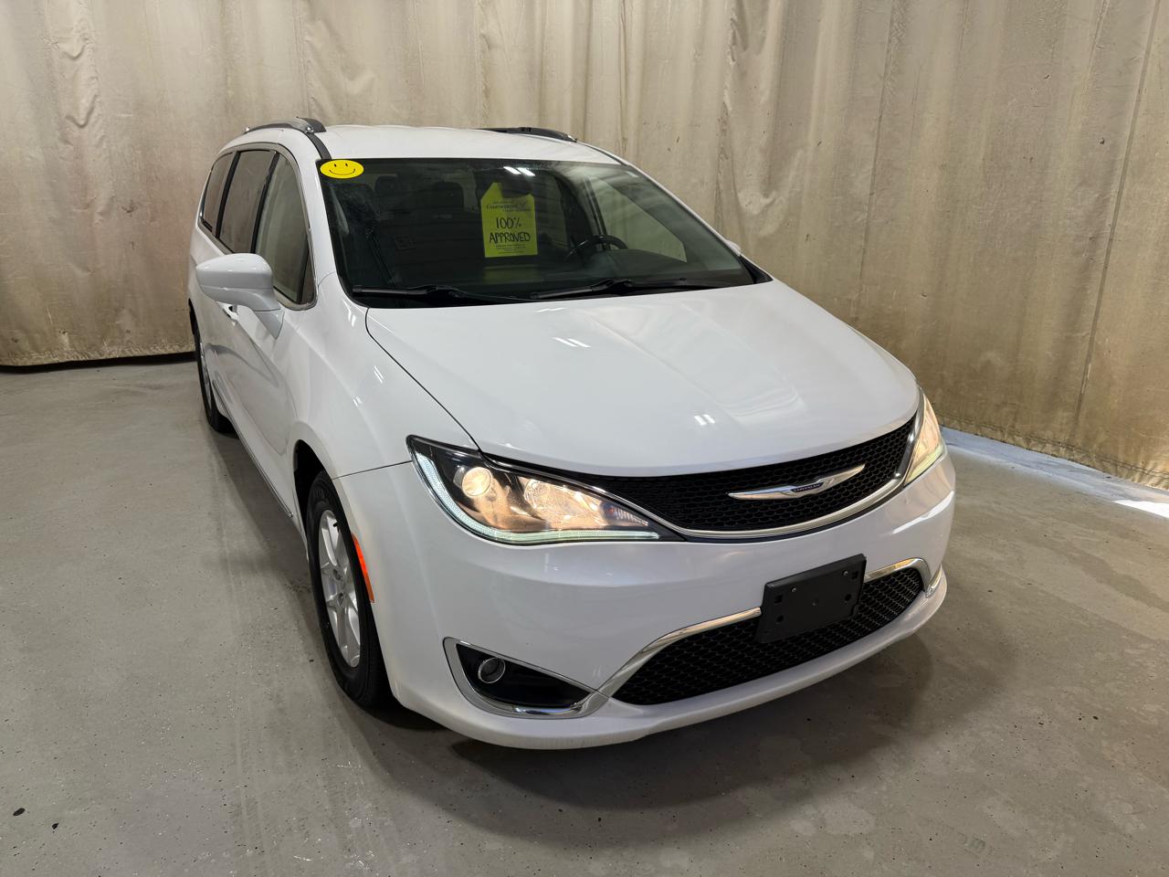 Chrysler Pacifica Touring L FWD 2020