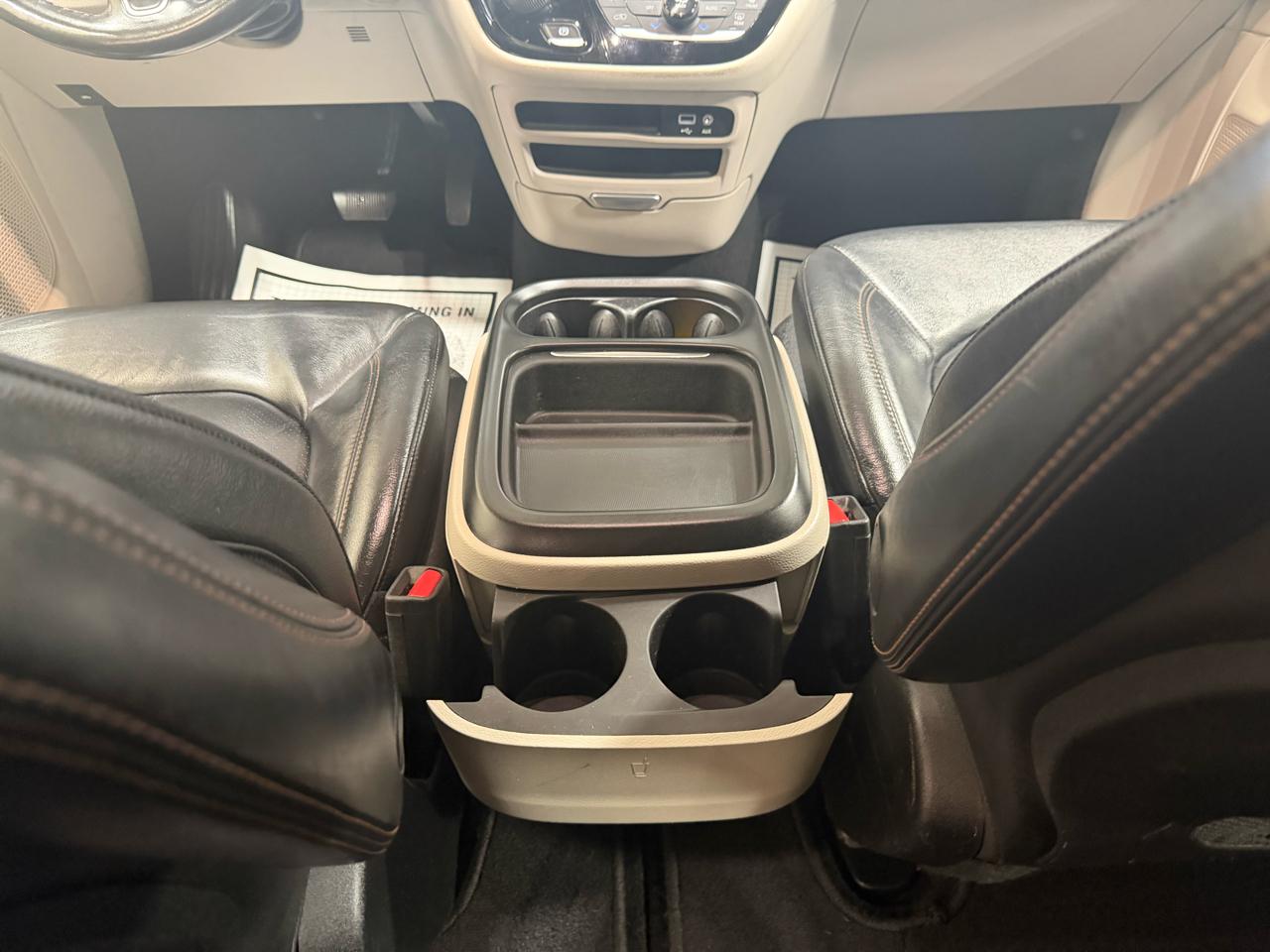 Chrysler Pacifica Touring L FWD 2020