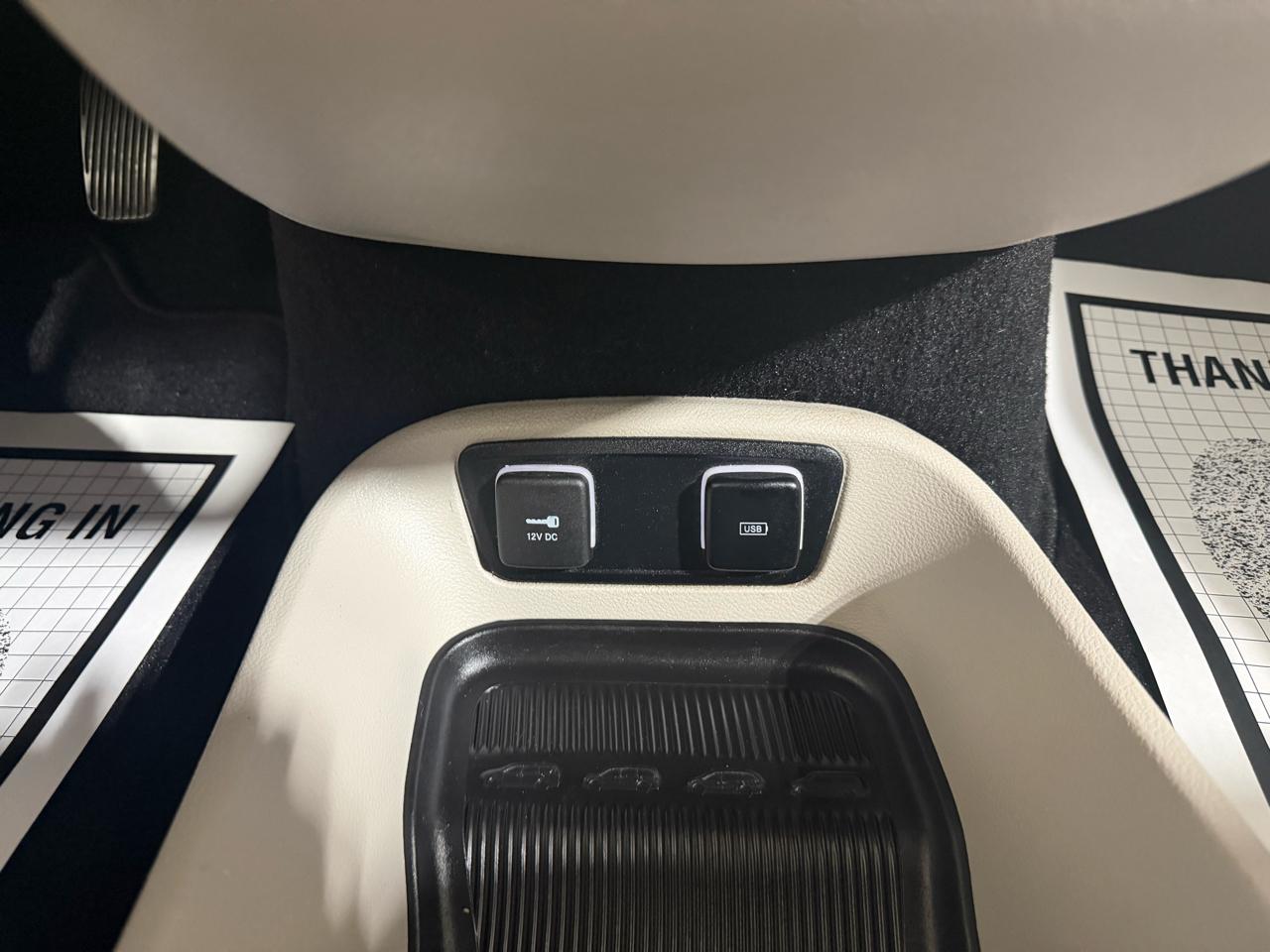 Chrysler Pacifica Touring L FWD 2020