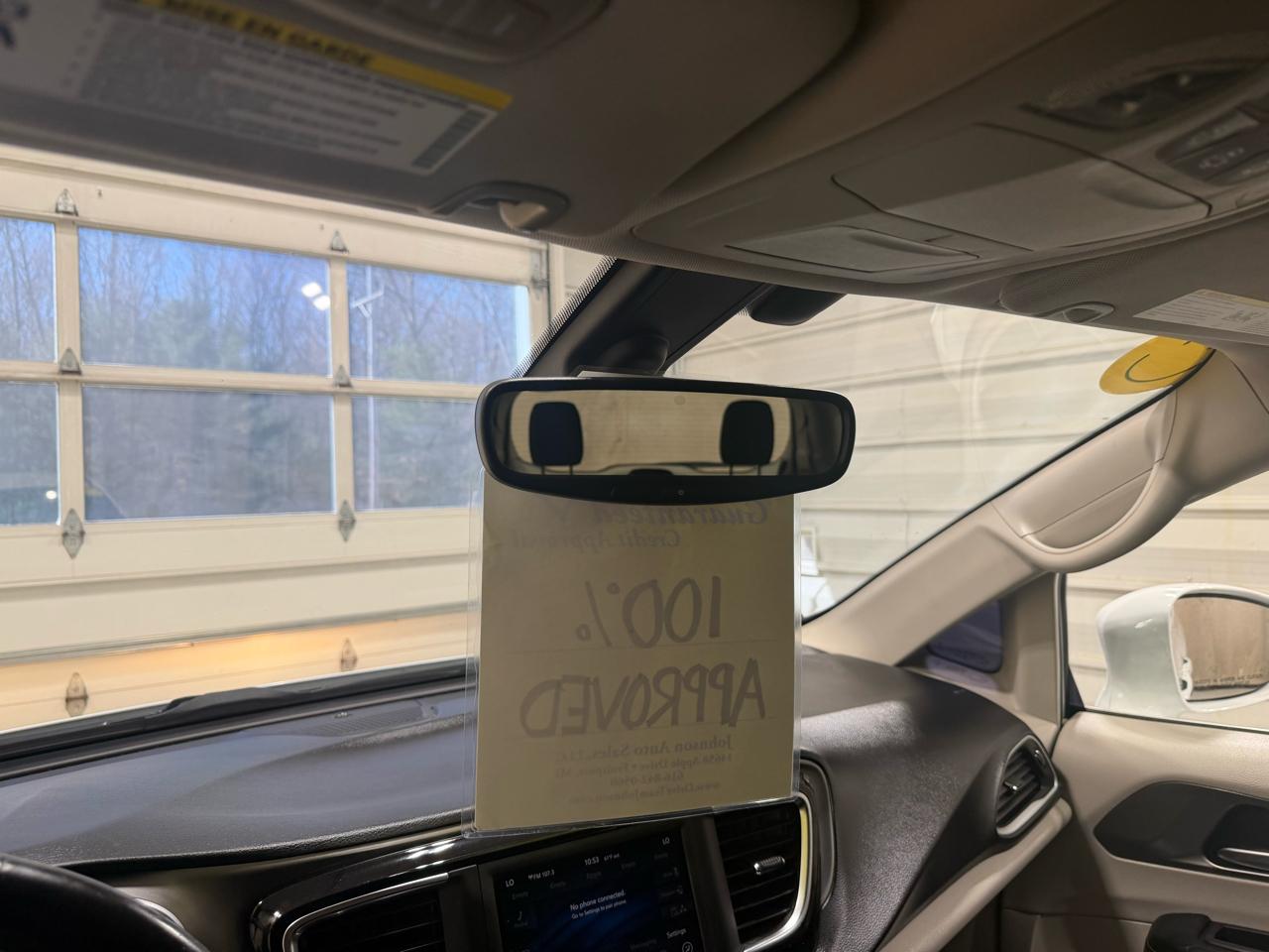 Chrysler Pacifica Touring L FWD 2020