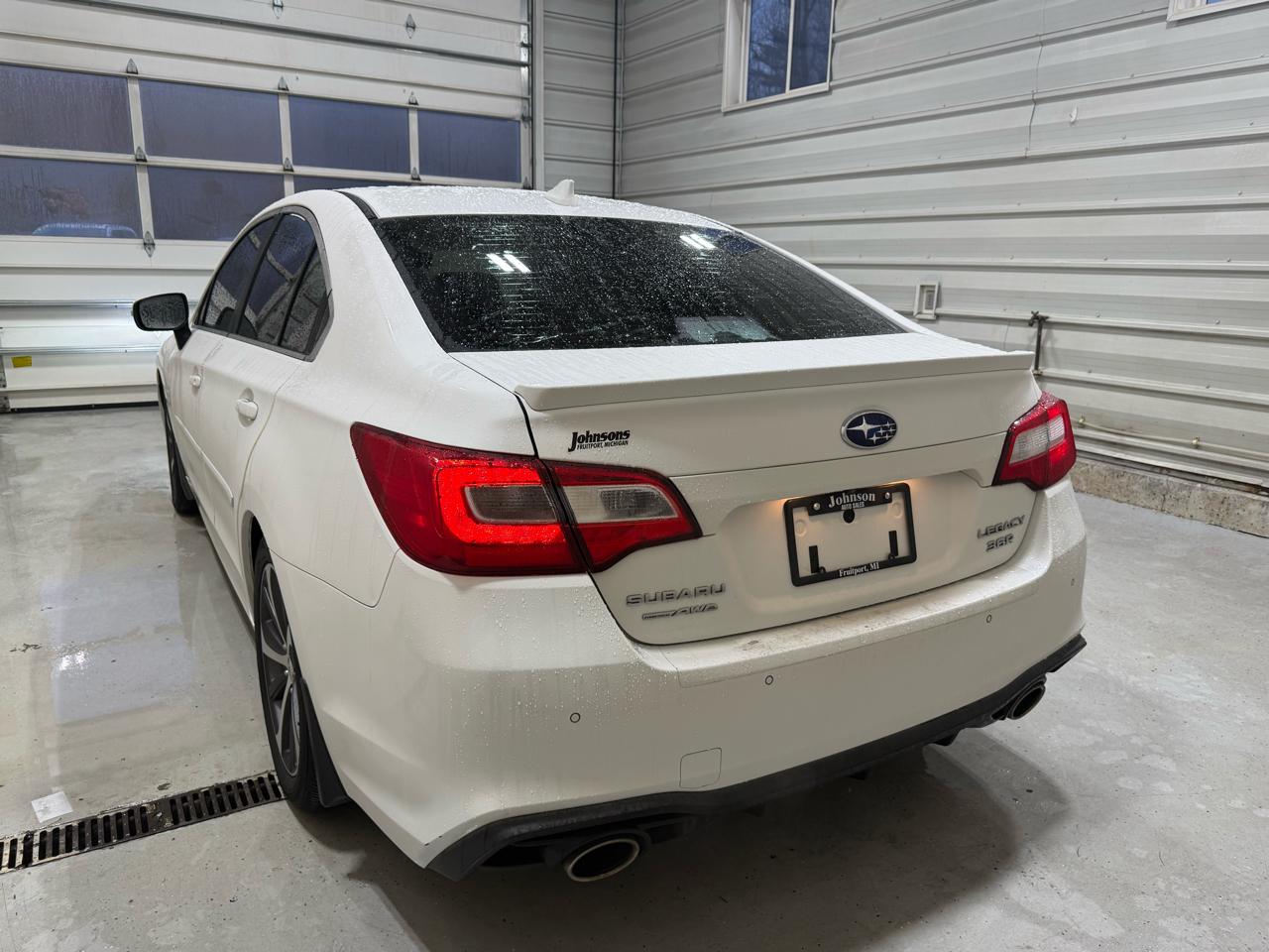 Subaru Legacy 3.6R Limited 2019