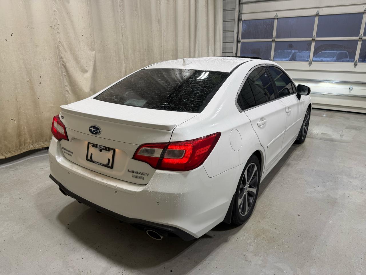 Subaru Legacy 3.6R Limited 2019