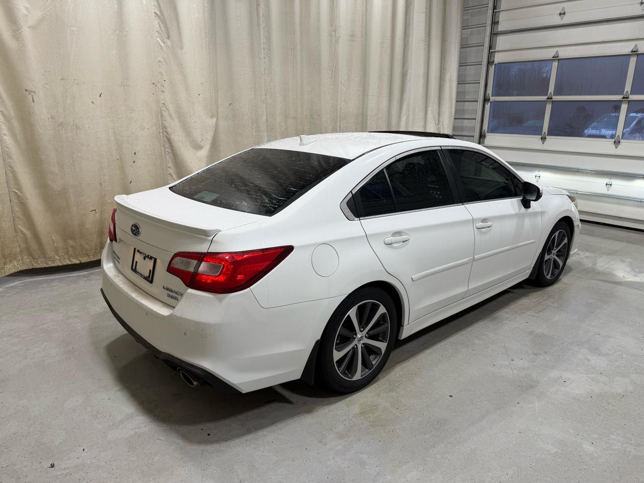 Subaru Legacy 3.6R Limited 2019