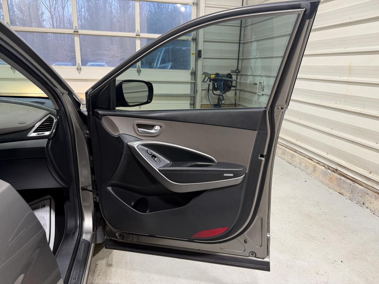 Hyundai Santa Fe Sport FWD 4dr 2.4 2014